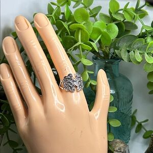 Fashion Jewelry Silver Swirl Ring